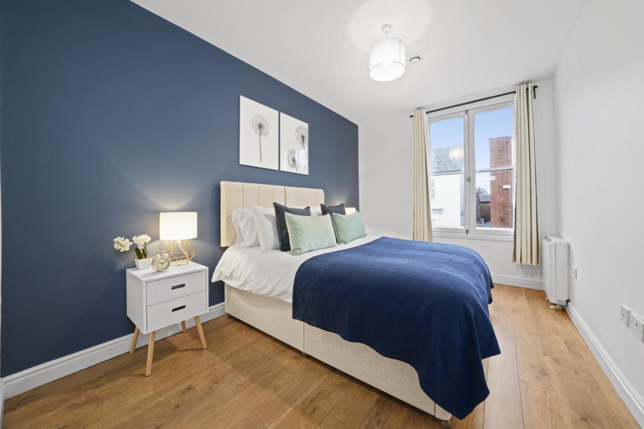 Central Gem Of Leamington Spa - Sleeps 5 Apartment Exterior photo