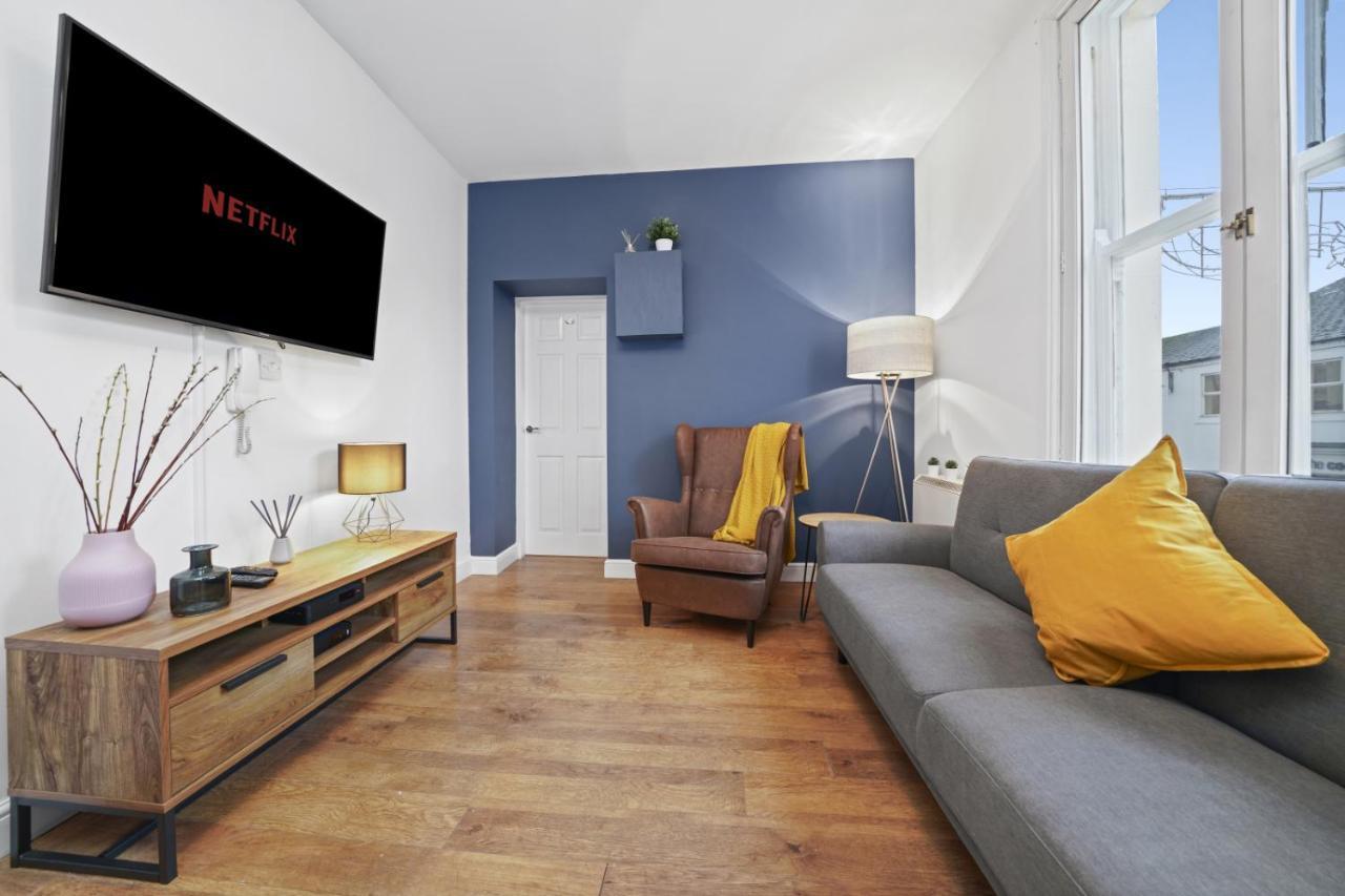 Central Gem Of Leamington Spa - Sleeps 5 Apartment Exterior photo