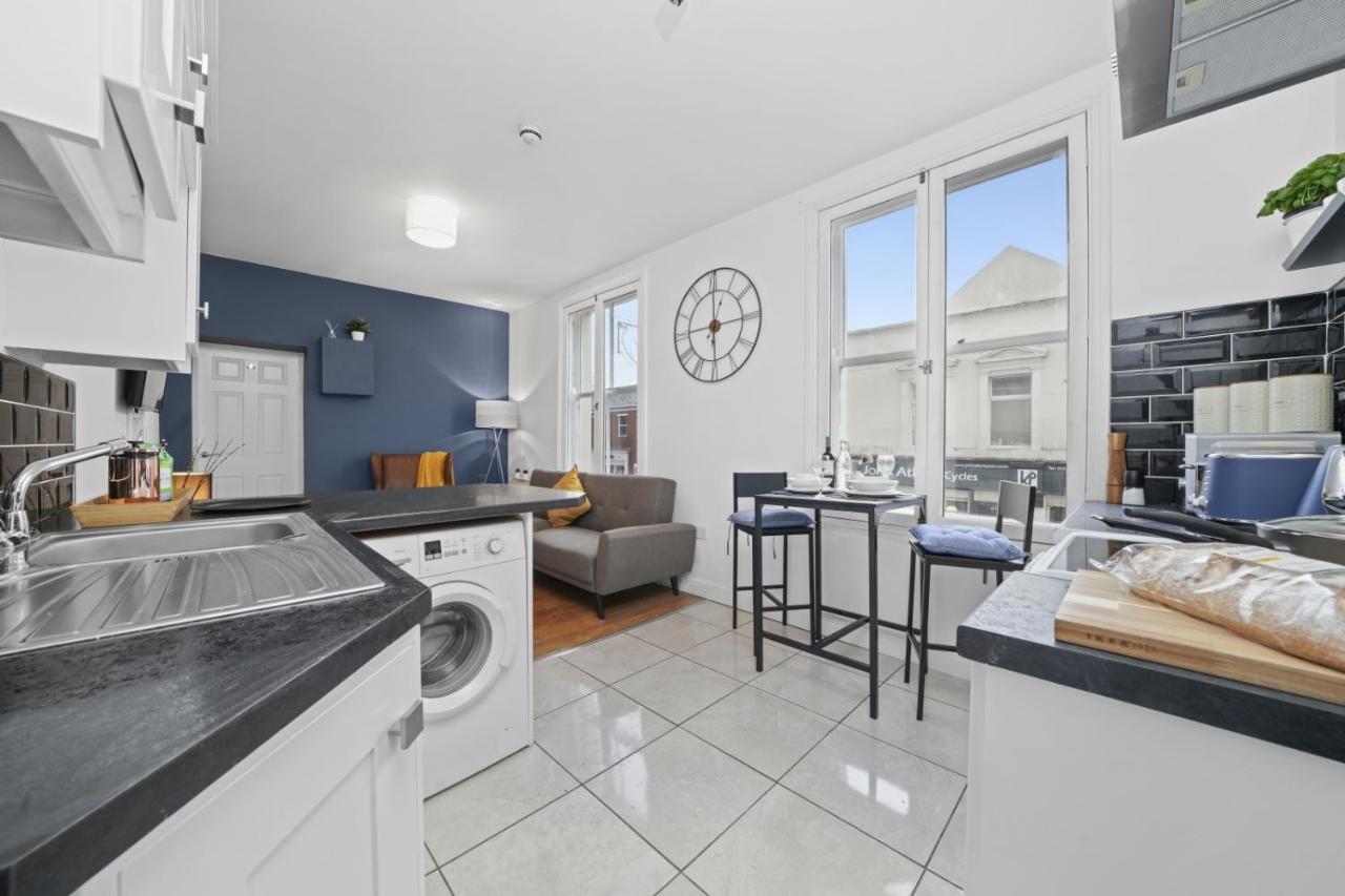 Central Gem Of Leamington Spa - Sleeps 5 Apartment Exterior photo